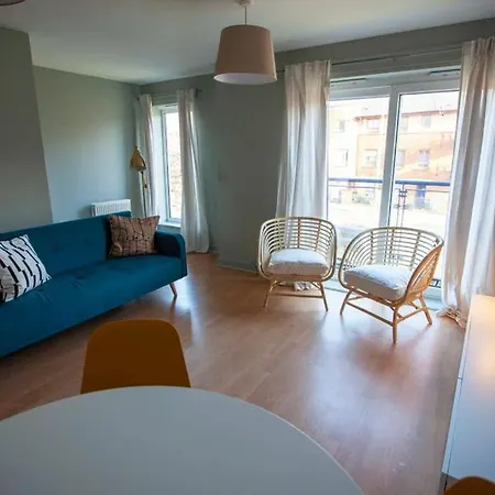 Stunning 4 Bed Walking Distance From City Centre * Manchester