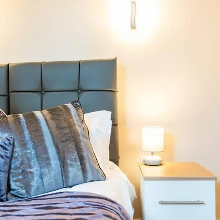 Perfect Duplex Near United Old Trafford Football Stadium Lejlighed
