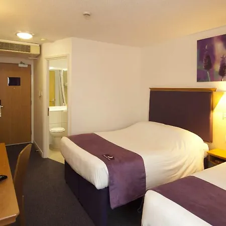 Hotel Premier Airport Runger Lane South
