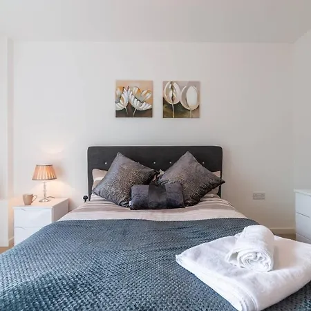 Perfect Apartment Near Manchester City Centre And Salford Uni *