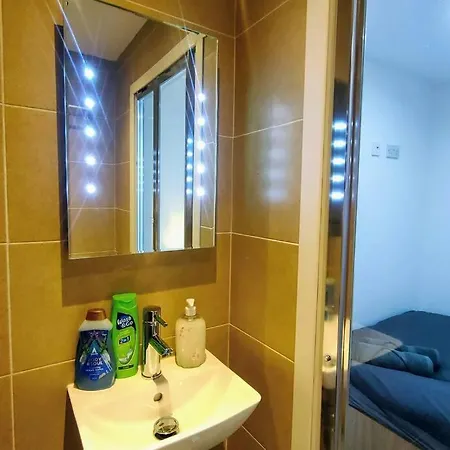 City Centre Residential Studio Apartment * Manchester