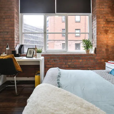 Modern & Bright Apartments In Manchester - Iq Hollingworth House Apartment Manchester
