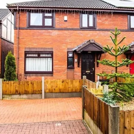 Brigstock Holidays House * Manchester