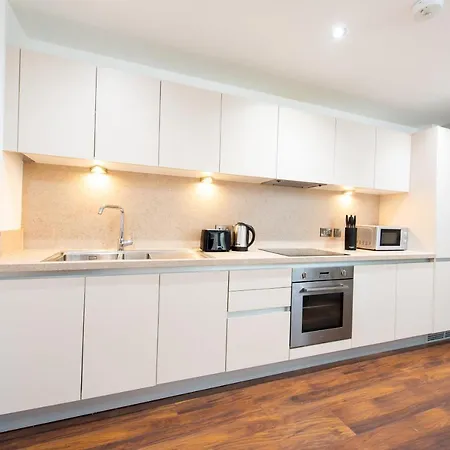 Apartment The Assembly Oasis Holding *