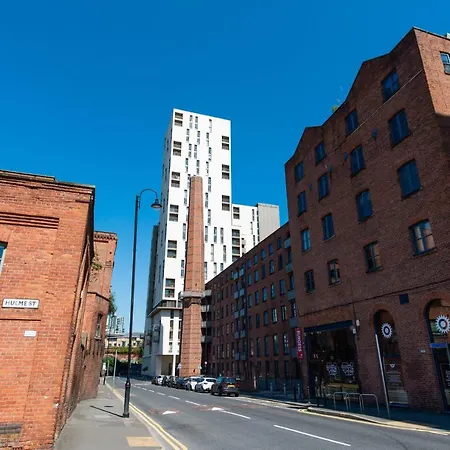 The Assembly Oasis Holding Apartman Manchester