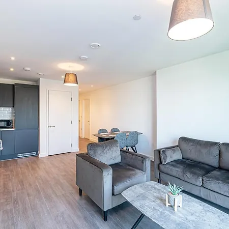 Insignia By Guestz Manchester