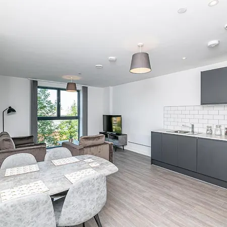 Apartment Insignia By Guestz