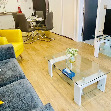 North Apartment *