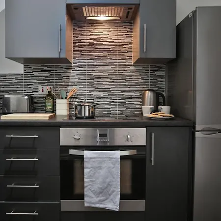 Apartment Modern & Bright Apartments In Manchester - Iq Hollingworth House