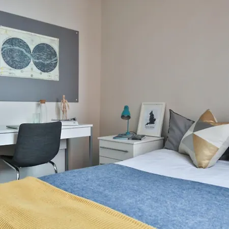 Modern & Bright Apartments In Manchester - Iq Hollingworth House * Manchester