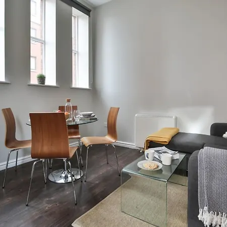 Modern & Bright Apartments In Manchester - Iq Hollingworth House
