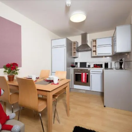 En Suite Rooms, Manchester - Sk * Manchester