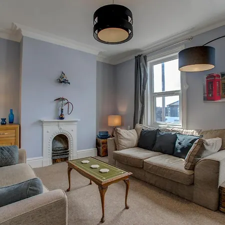 Guestready - Beautiful 5br Townhouse *