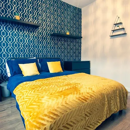Δωμάτια σε οικογενειακή κατοικία Lovely Room In House Μάντσεστερ