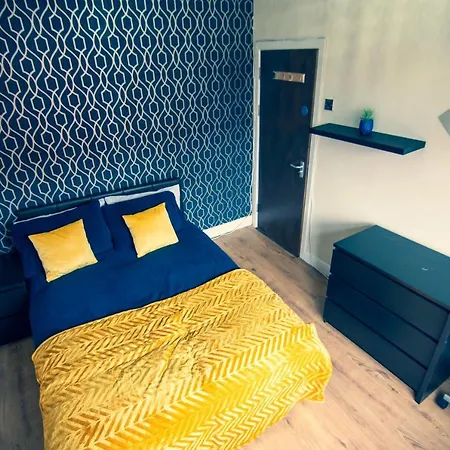 Lovely Room In House *