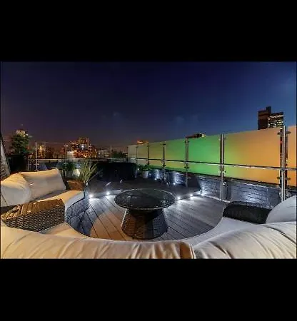 Aparthotel Swan Street Townhouse Hot Tub & Roof Terrace