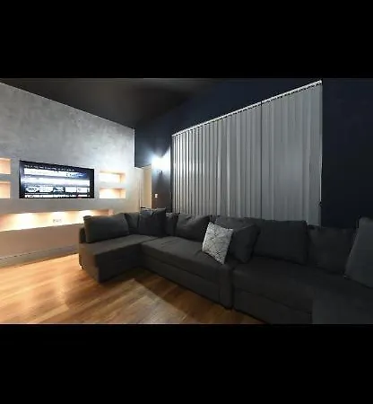 Swan Street Townhouse Hot Tub & Roof Terrace מלון דירות *