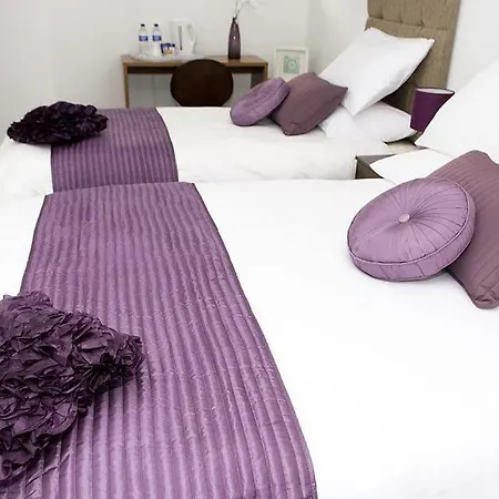 Parkview Hotel *