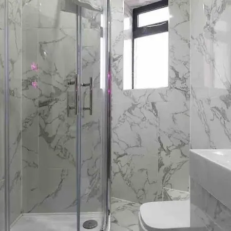 Casa Nomade Penthouse Slps 20 People Mcr Centre