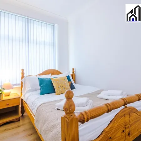 Holiday home Monthly Offer - Families Or Contractor - 8 Guests By Nyos Properties *