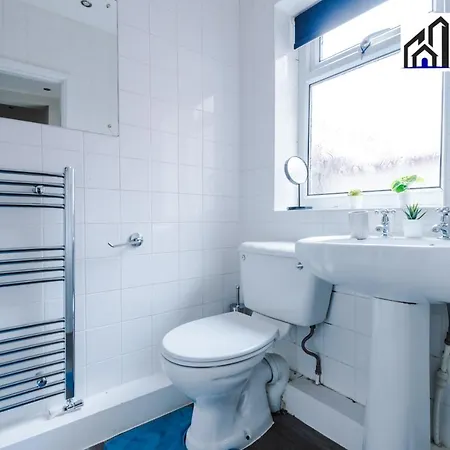 Monthly Offer - Families Or Contractor - 8 Guests By Nyos Properties * Manchester