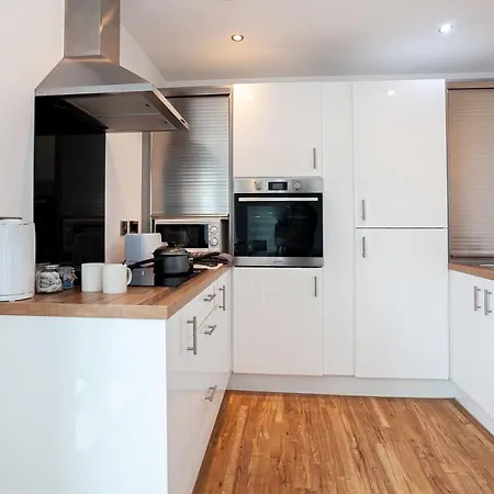 Апартаменты Luxury, Stylish Two Bed In The Media City