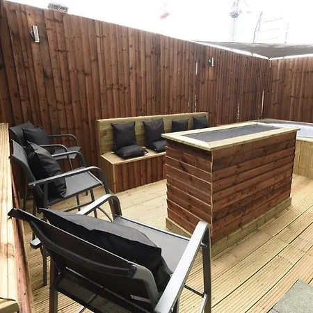 Slps 14 Hot Tub, Bar & Outdoor Terrace Apartment *