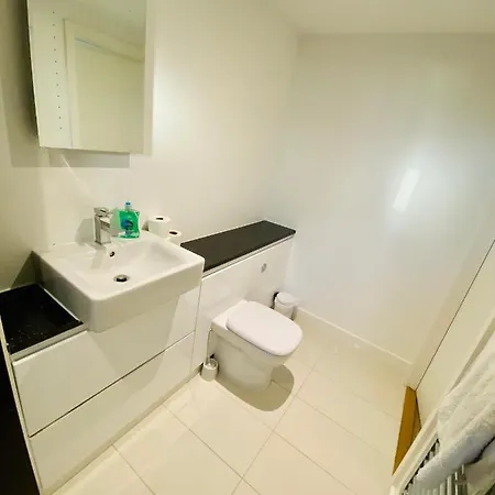 Apartment Caxton House