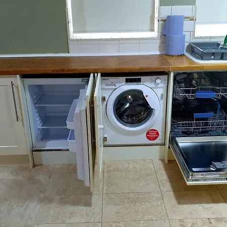 Brigstock Holidays House Apartment