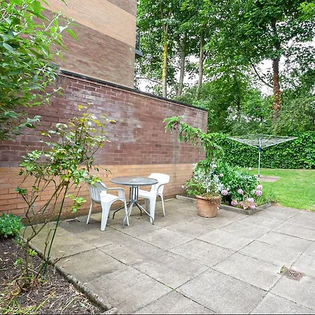 Manor Court *