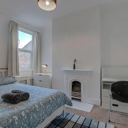 Guestready - Beautiful 5br Townhouse Feriehus