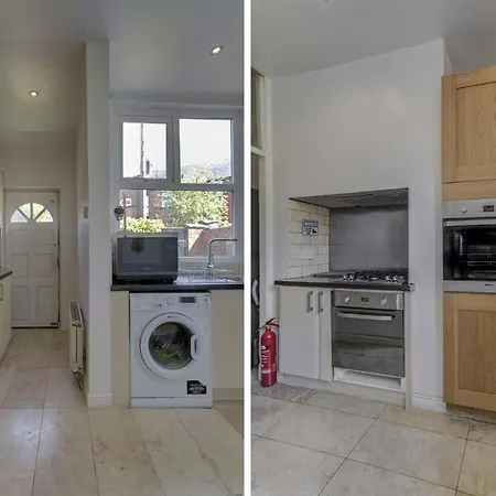 Feriehus Guestready - Beautiful 5br Townhouse Manchester