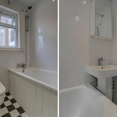 Feriehus Guestready - Beautiful 5br Townhouse Manchester