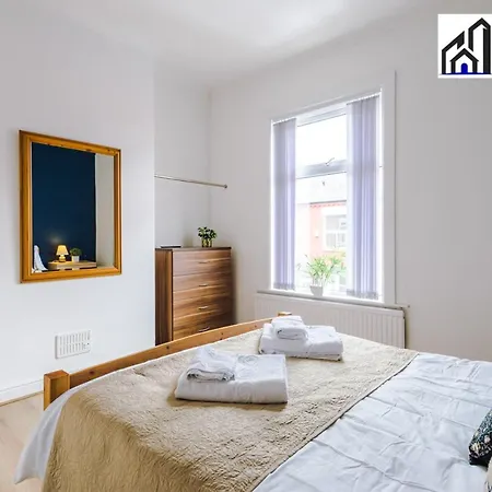 Monthly Offer - Families Or Contractor - 8 Guests By Nyos Properties * Manchester