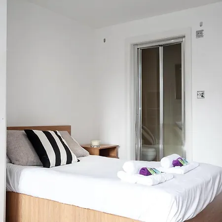 Апартаменты Central In Heart Of City Centre Манчестер