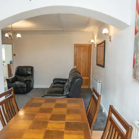 Holiday home Heat-on House *