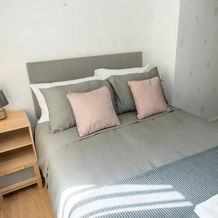 Holiday home Heat-on House