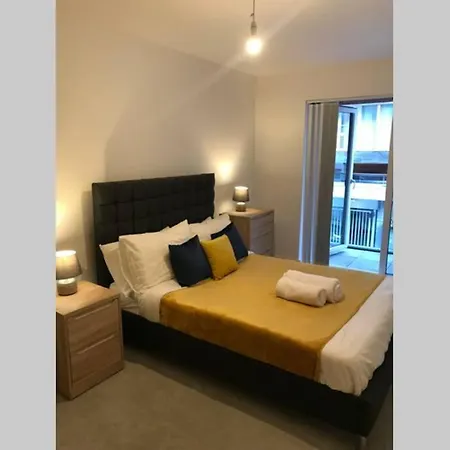 Stylish 2 Bed Apt In Centre * マンチェスター