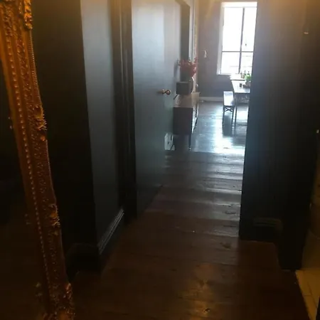 Charming 1 Bedroom Apartment In Manchester Apartment *
