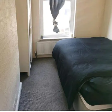 Shortstayshared House *