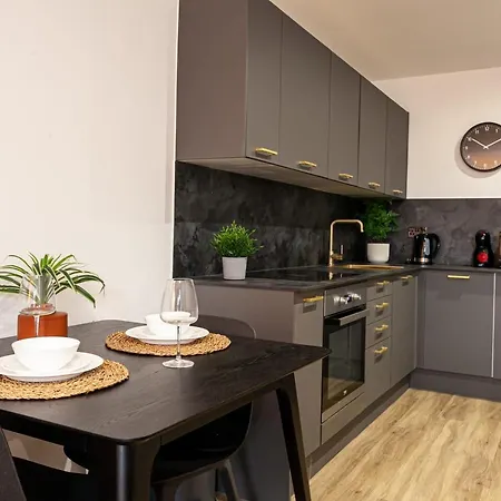 Stunning 1 Bedroom Apartment In Greater Manchester * Manchester