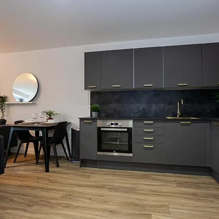 Stunning 1 Bedroom Apartment In Greater Manchester Apartment