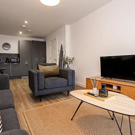 Stunning 1 Bedroom Apartment In Greater Manchester Manchester