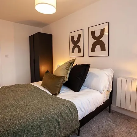 Stunning 1 Bedroom Apartment In Greater Manchester Apartment Manchester