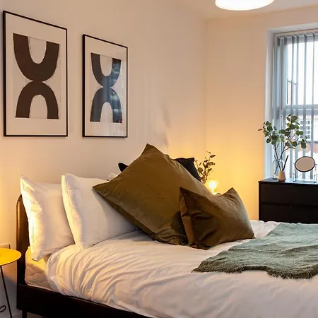 Stunning 1 Bedroom Apartment In Greater Manchester Apartment Manchester