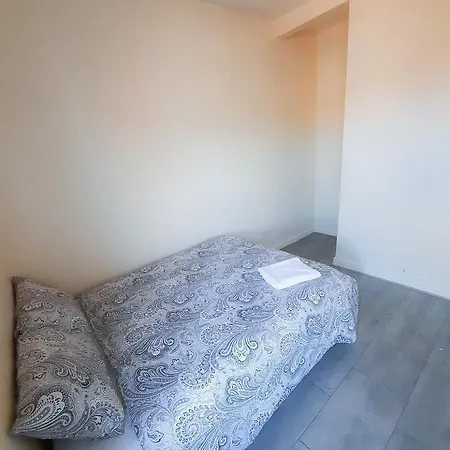 A La Maison Manchester
