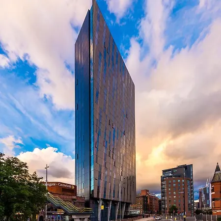 דירה Hilltop Serviced - Deansgate מנצ'סטר