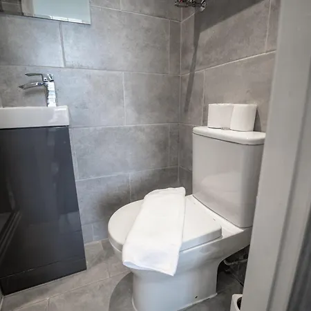 The Ashcroft Free Parking 4*