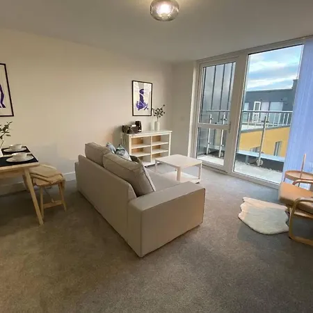 Adelphi Wharf 3 *