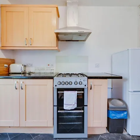 Pass The Keys 3 Bed House, Close To Sale Waterpark